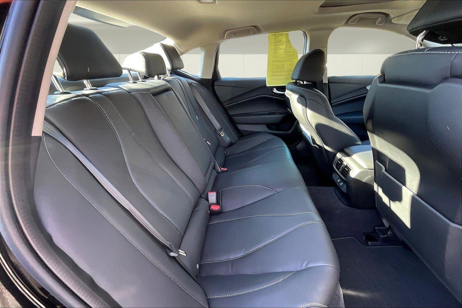 Certified 2024 Acura TLX w/ Technology Package image 29