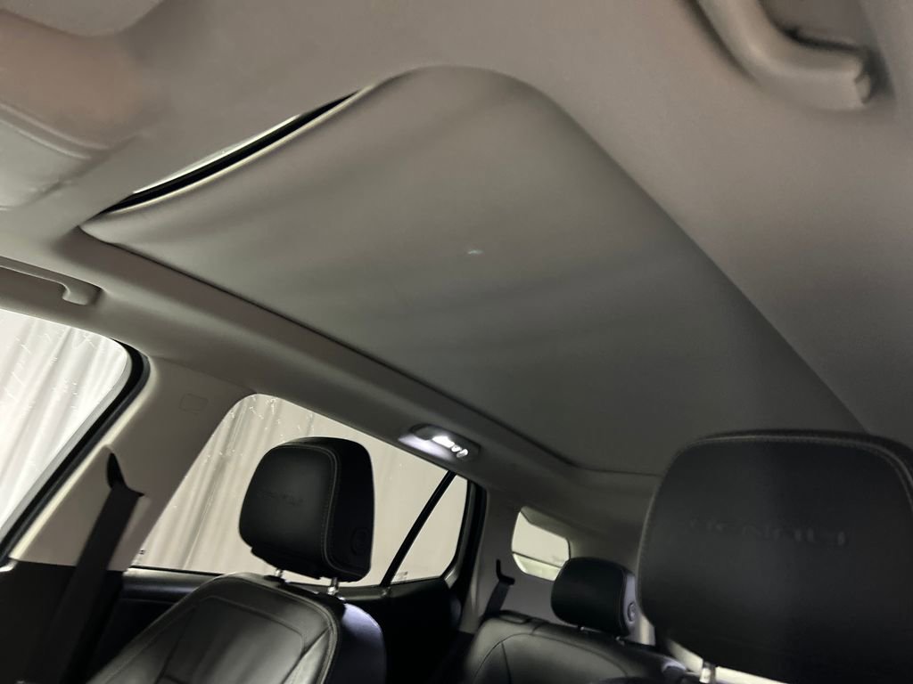 Used 2018 GMC Terrain Denali w/ Comfort Package image 20