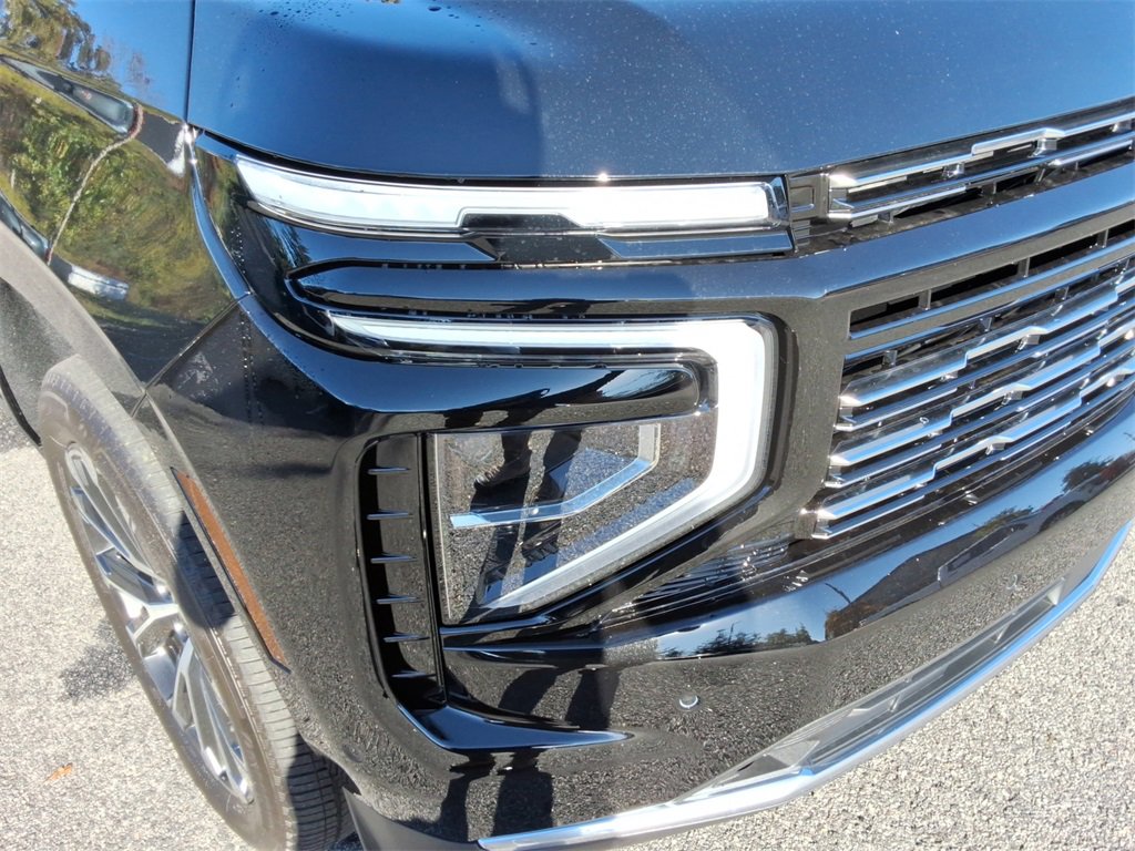 New 2026 Chevrolet Suburban High Country image 11