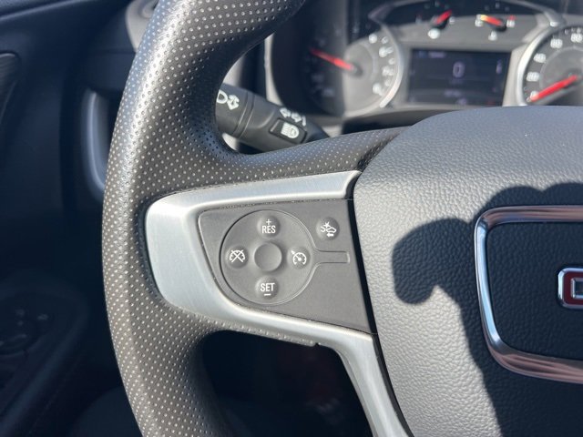 Used 2024 GMC Terrain SLE image 13