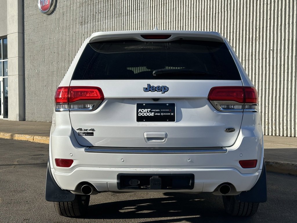 Used 2017 Jeep Grand Cherokee Overland image 4