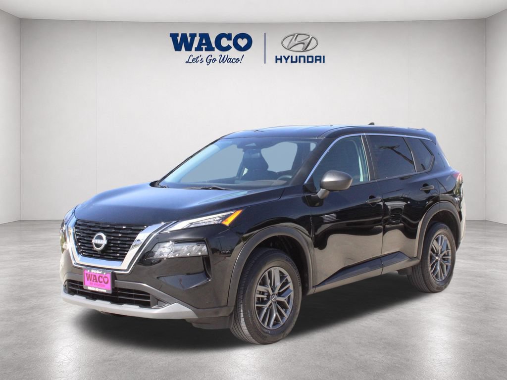 Used 2023 Nissan Rogue S FWD image 3