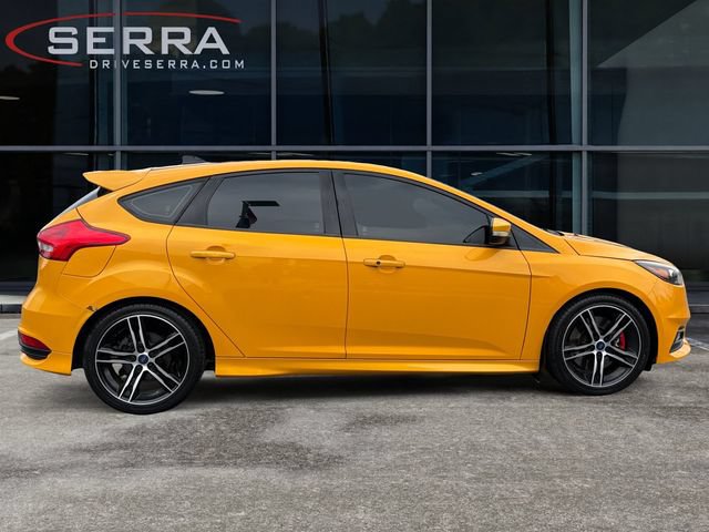 Used 2016 Ford Focus ST w/ Equipment Group 401A FWD image 6