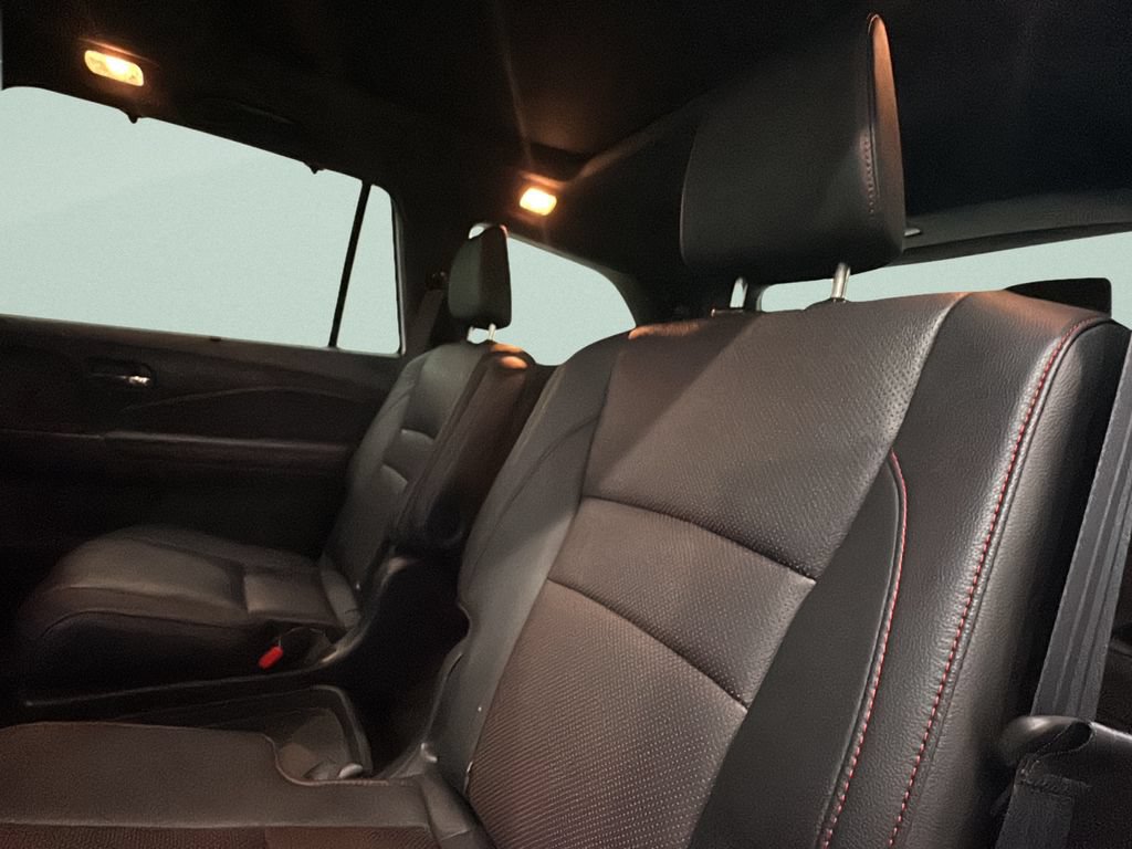 Certified 2022 Honda Pilot Black Edition image 17