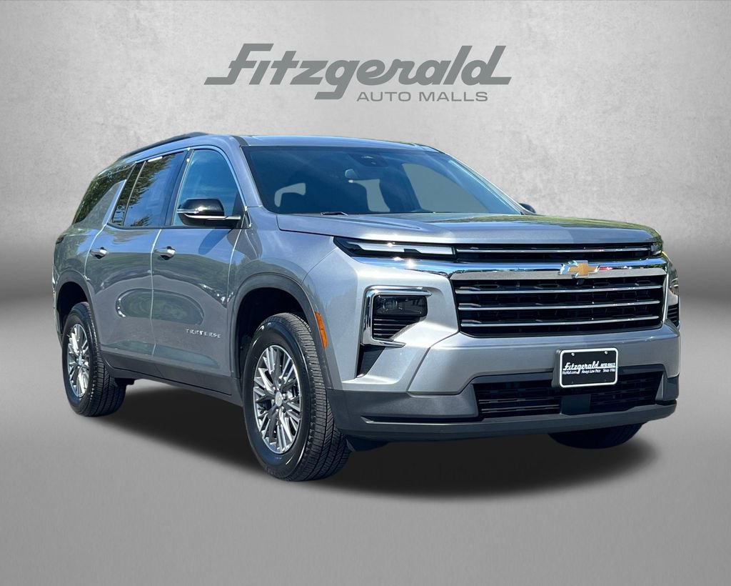 Used 2026 Chevrolet Traverse LT