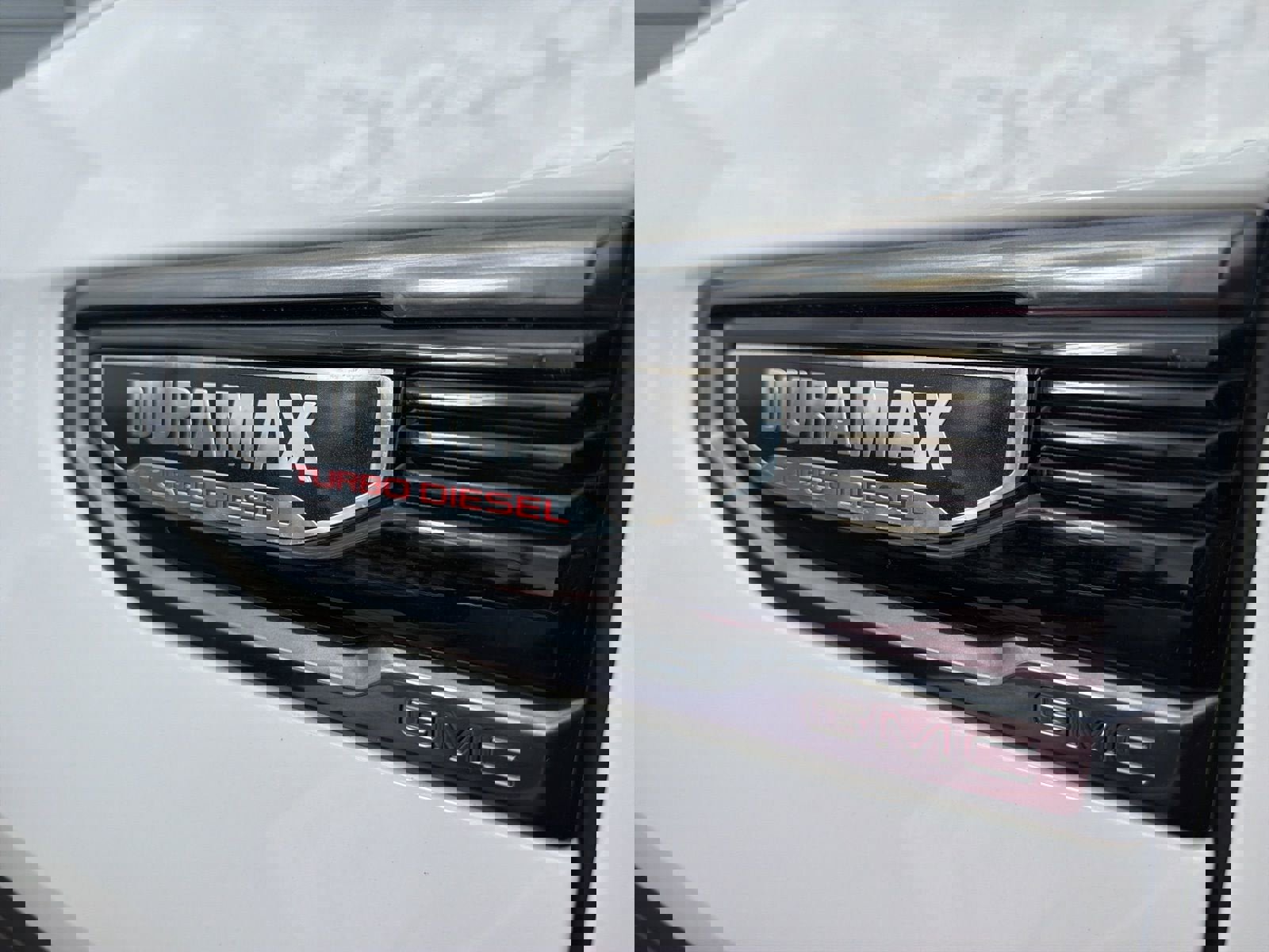 Used 2023 GMC Sierra 1500 AT4 w/ AT4 Preferred Package image 5