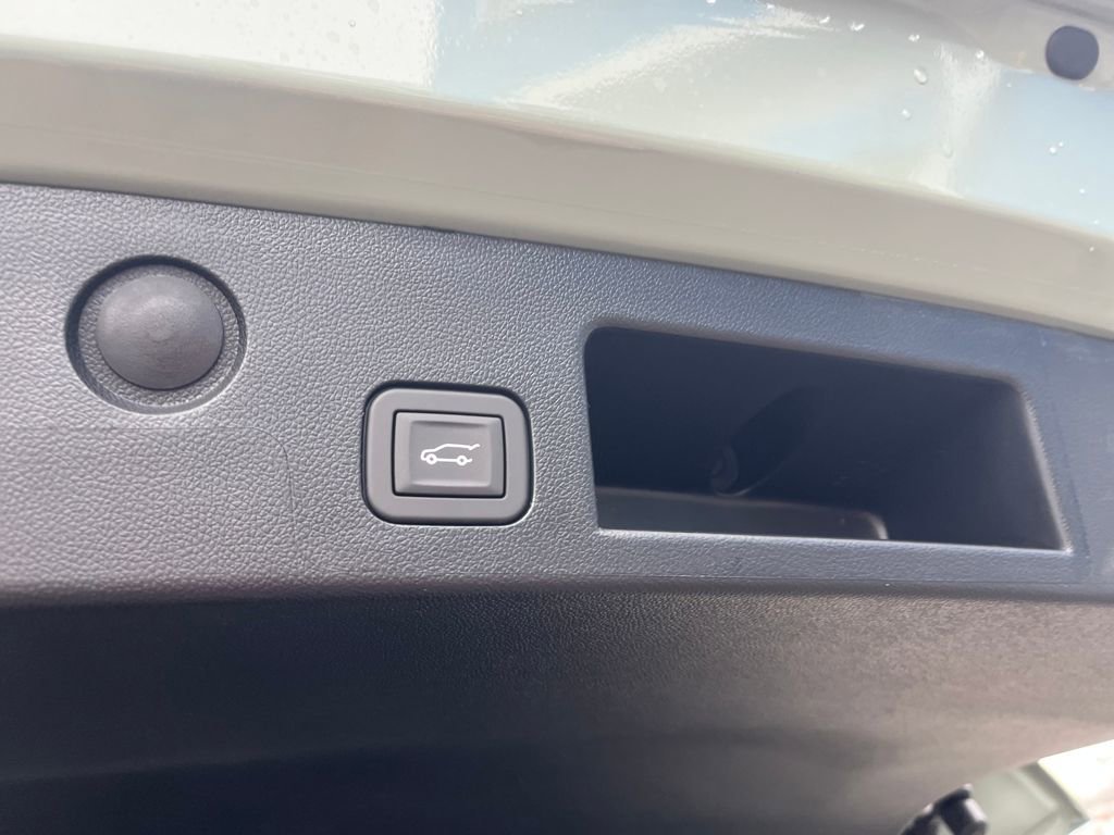 New 2026 Chevrolet Equinox LT image 24