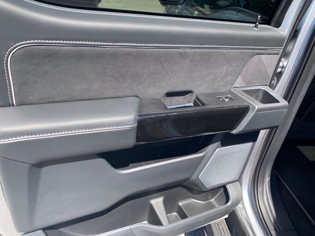 New 2023 Ford F150 Lightning Platinum AWD/4WD image 12
