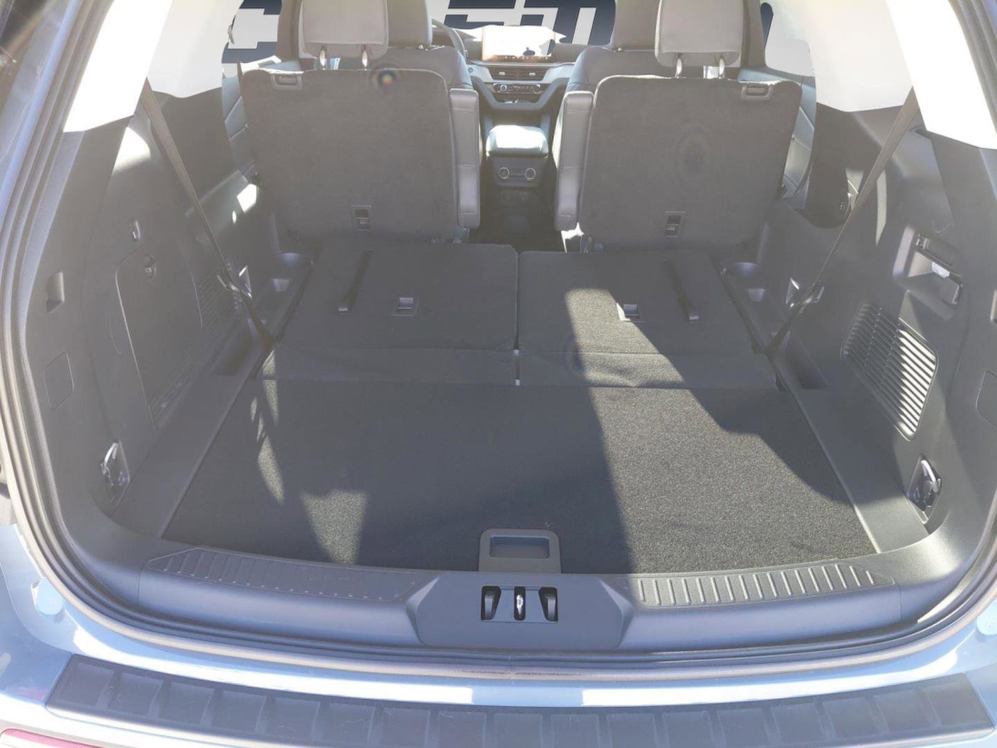 New 2026 Ford Explorer Active w/ Active Comfort Package image 27