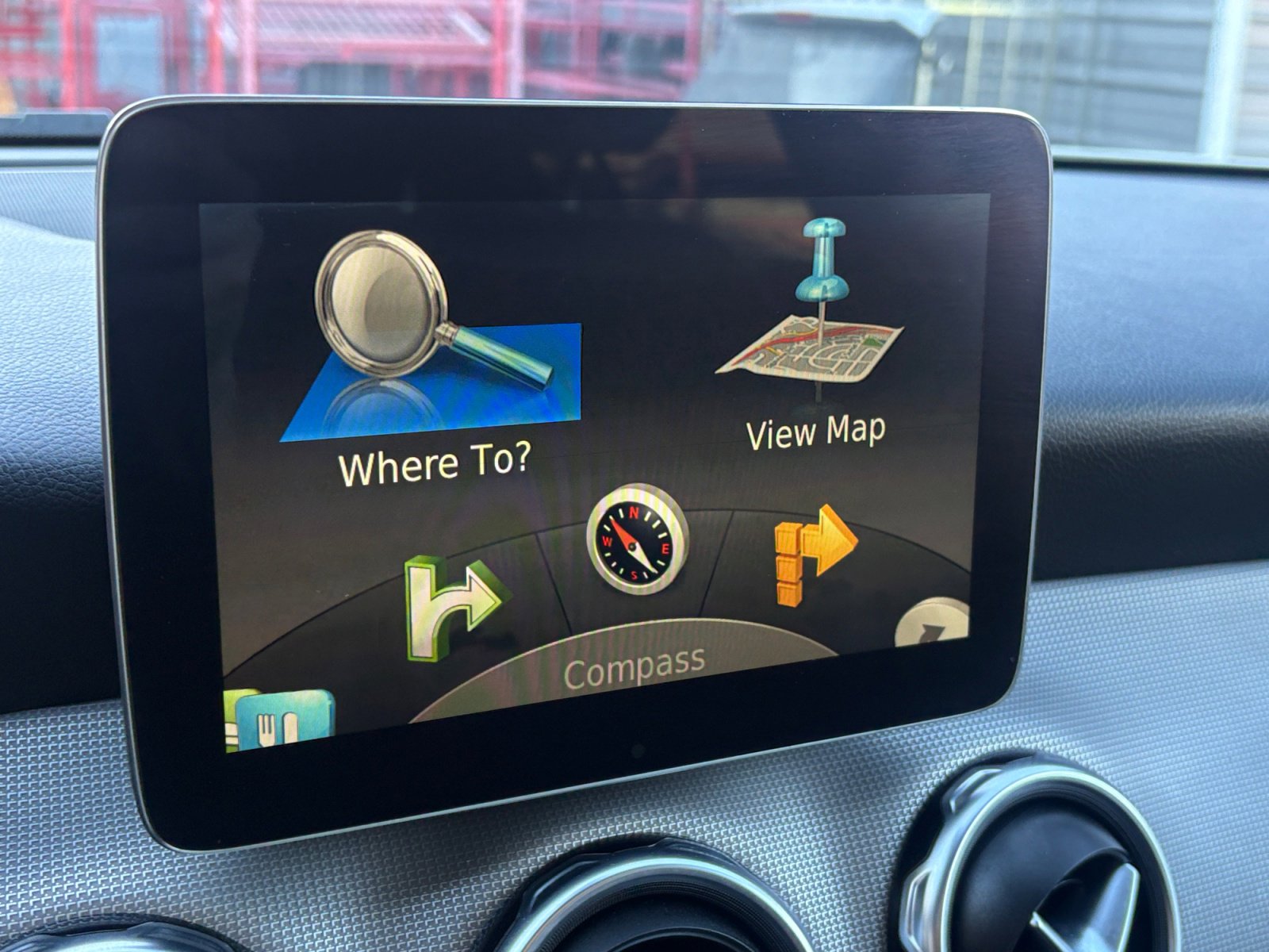 Used 2018 Mercedes-Benz GLA 250 4MATIC image 21