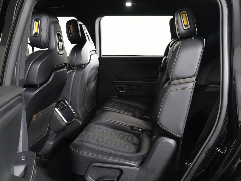 Used 2024 Rivian R1S Adventure image 37