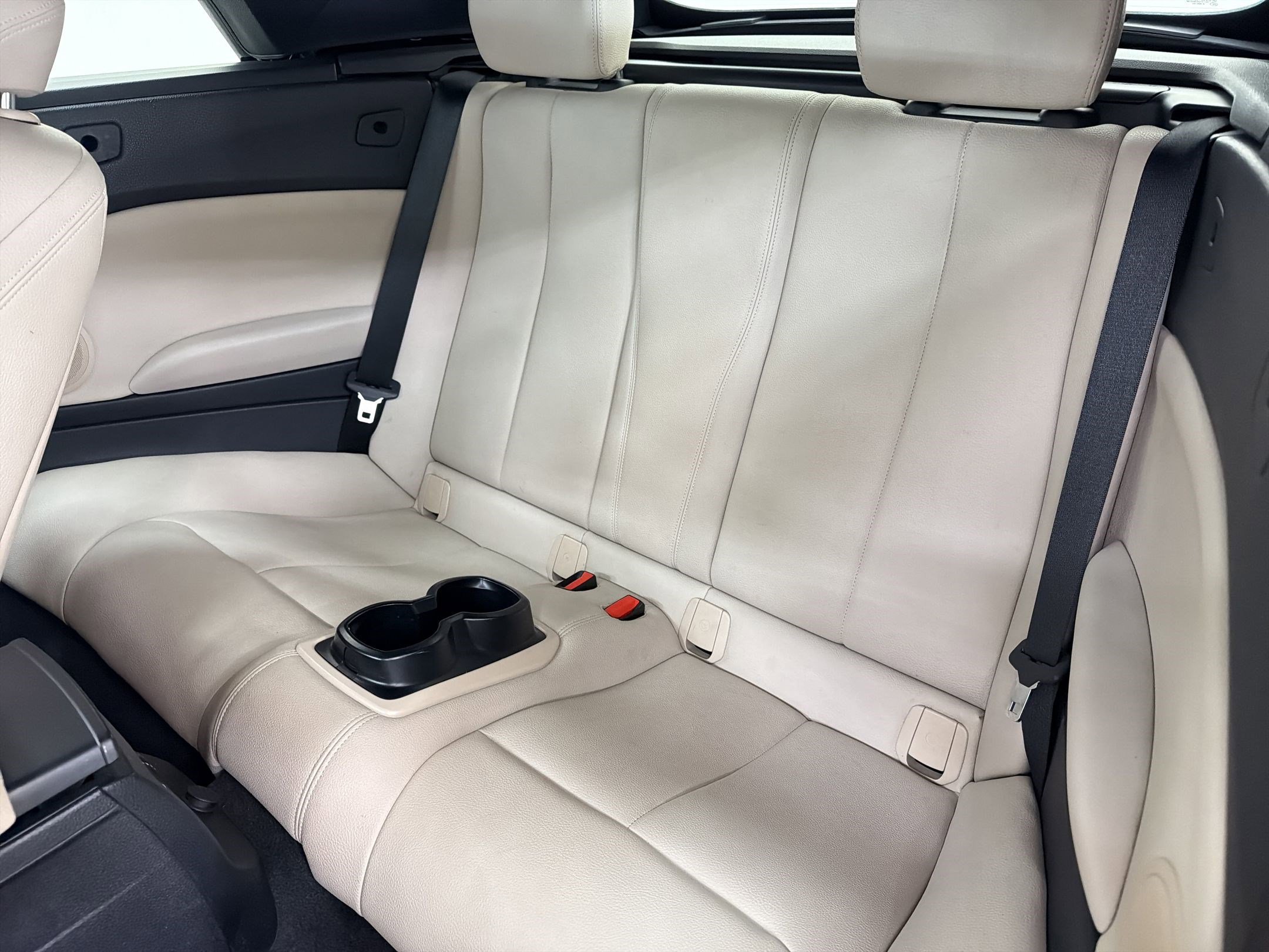 Used 2016 BMW 228i xDrive Convertible image 25