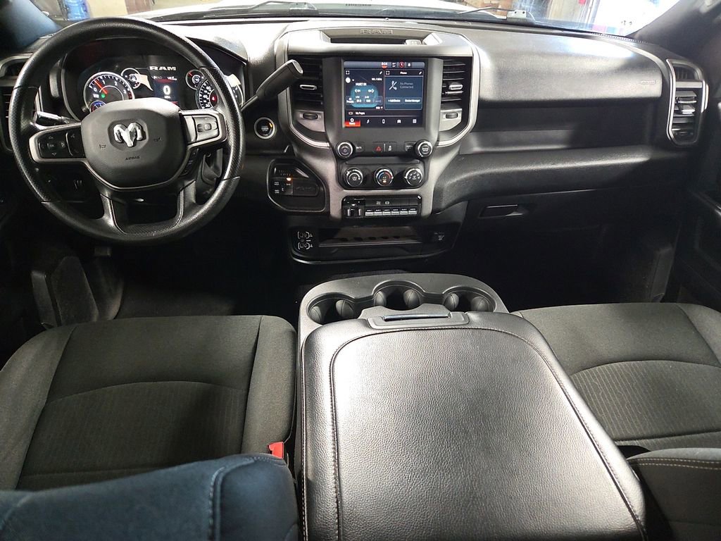 Used 2024 RAM 3500 Tradesman w/ Chrome Appearance Group image 9