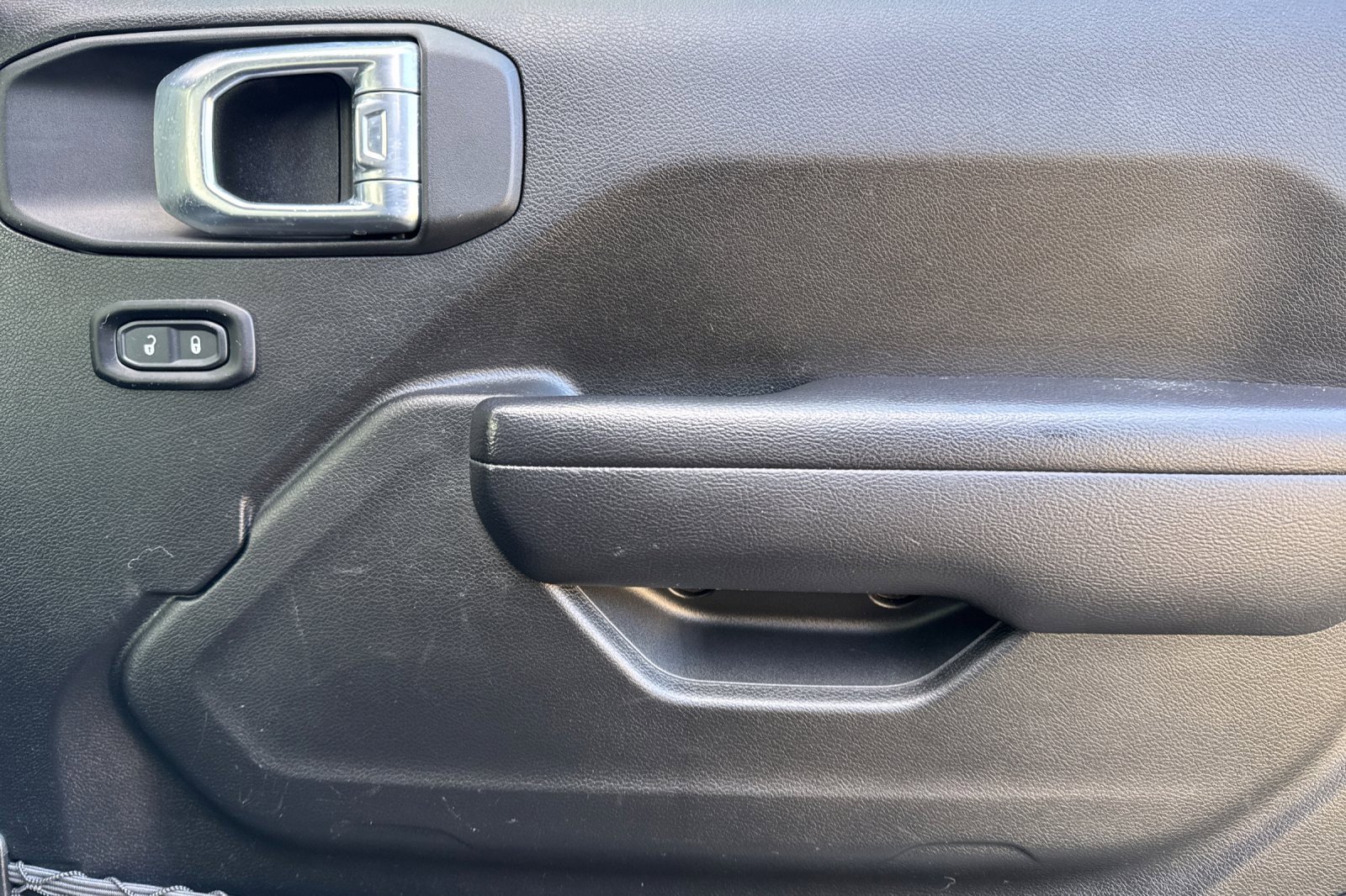 Used 2021 Jeep Wrangler Unlimited Sport image 20