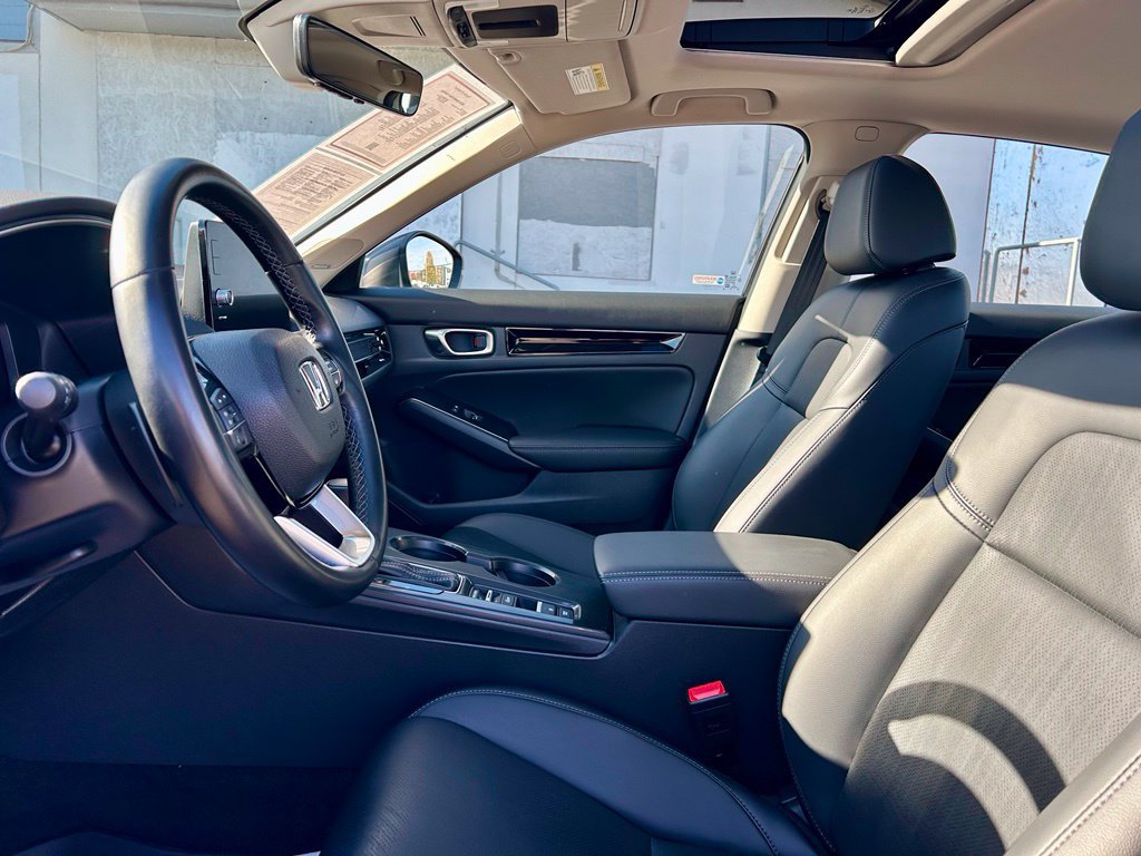 Used 2023 Honda Civic Touring image 10