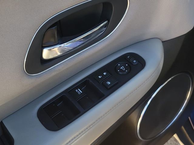 Used 2017 Honda HR-V EX image 17