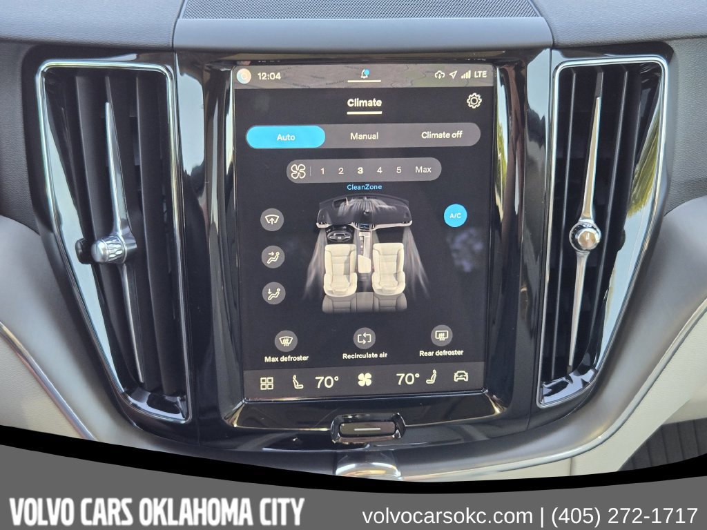 Certified 2025 Volvo XC60 B5 Core w/ Protection Package Premier AWD/4WD image 15