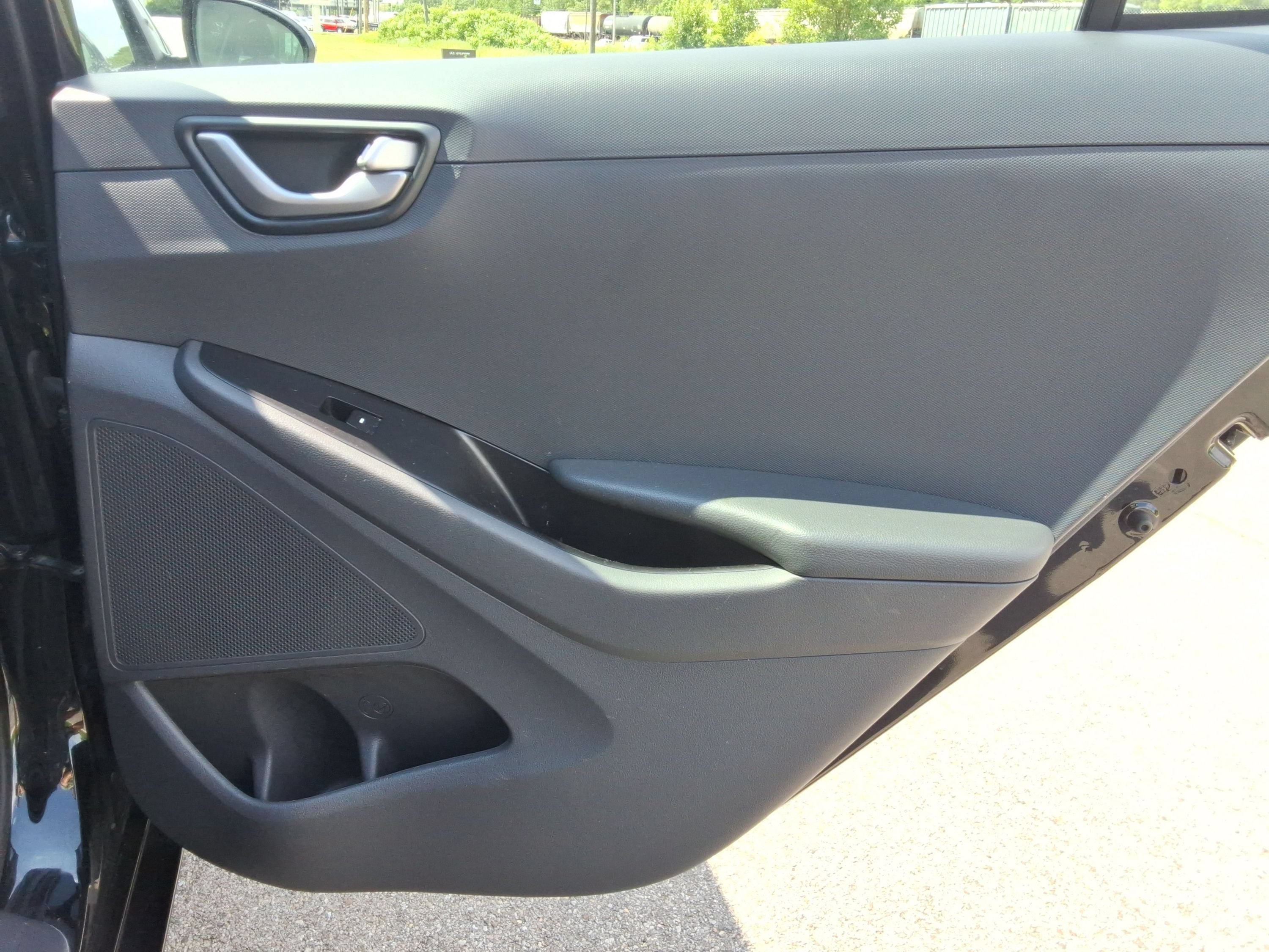 Used 2019 Hyundai Ioniq Blue FWD image 24