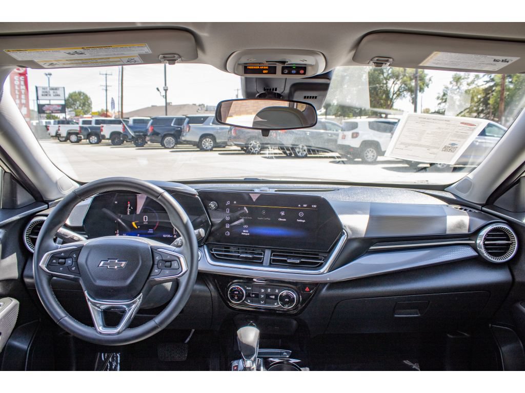 Used 2026 Chevrolet Trax ACTIV w/ Driver Confidence Package FWD image 20