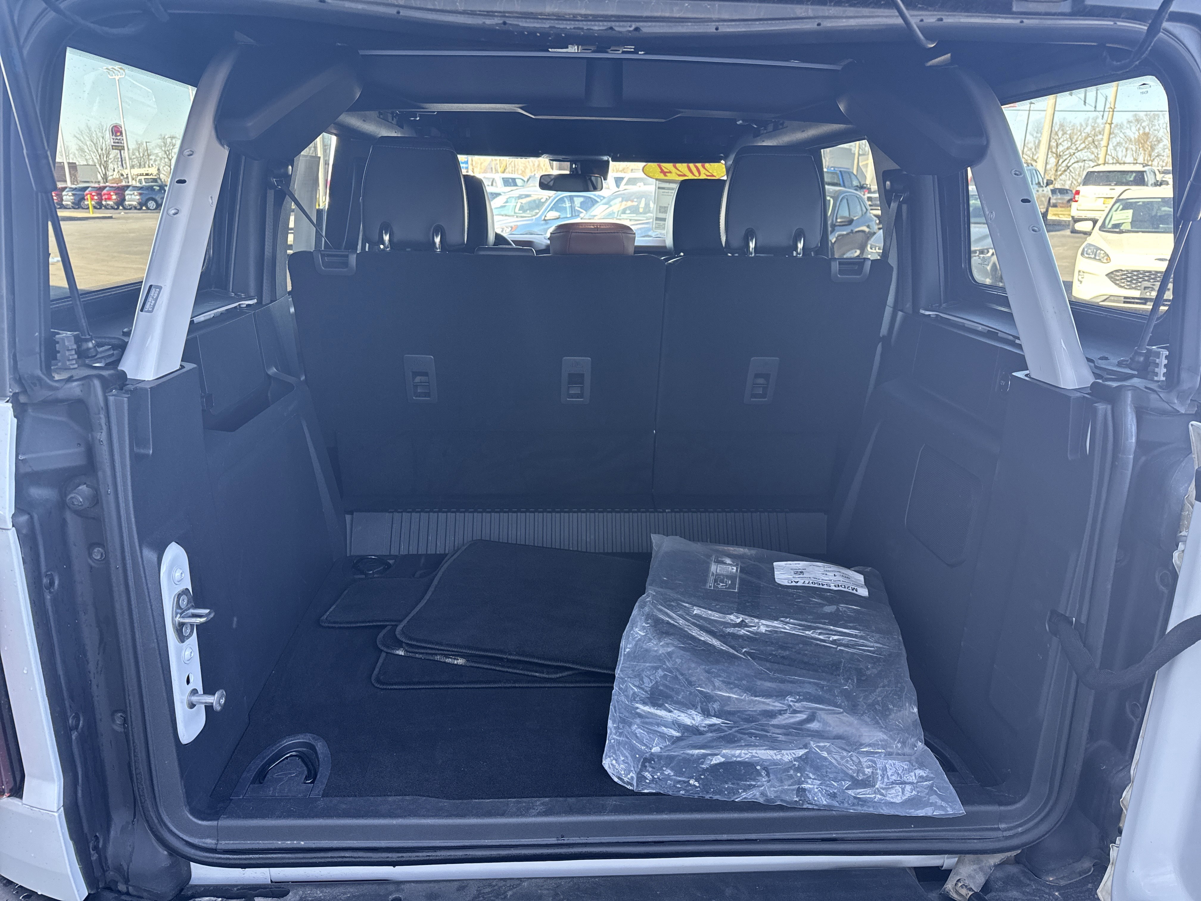 Used 2024 Ford Bronco Outer Banks image 29