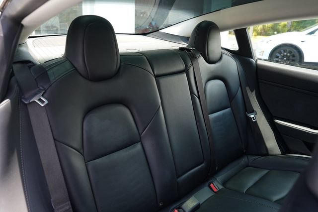Used 2019 Tesla Model 3 RWD image 14