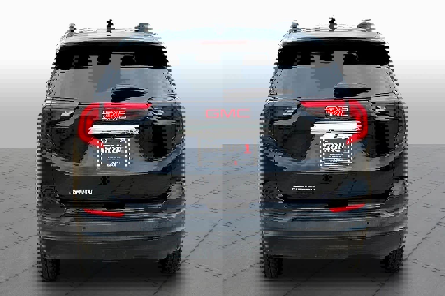 Used 2019 GMC Terrain SLE w/ Driver Convenience Package image 5