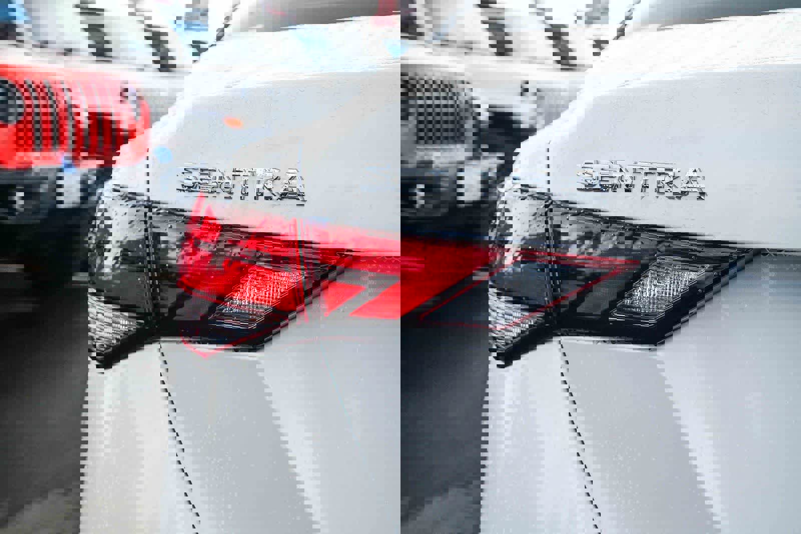 Used 2025 Nissan Sentra SV image 7