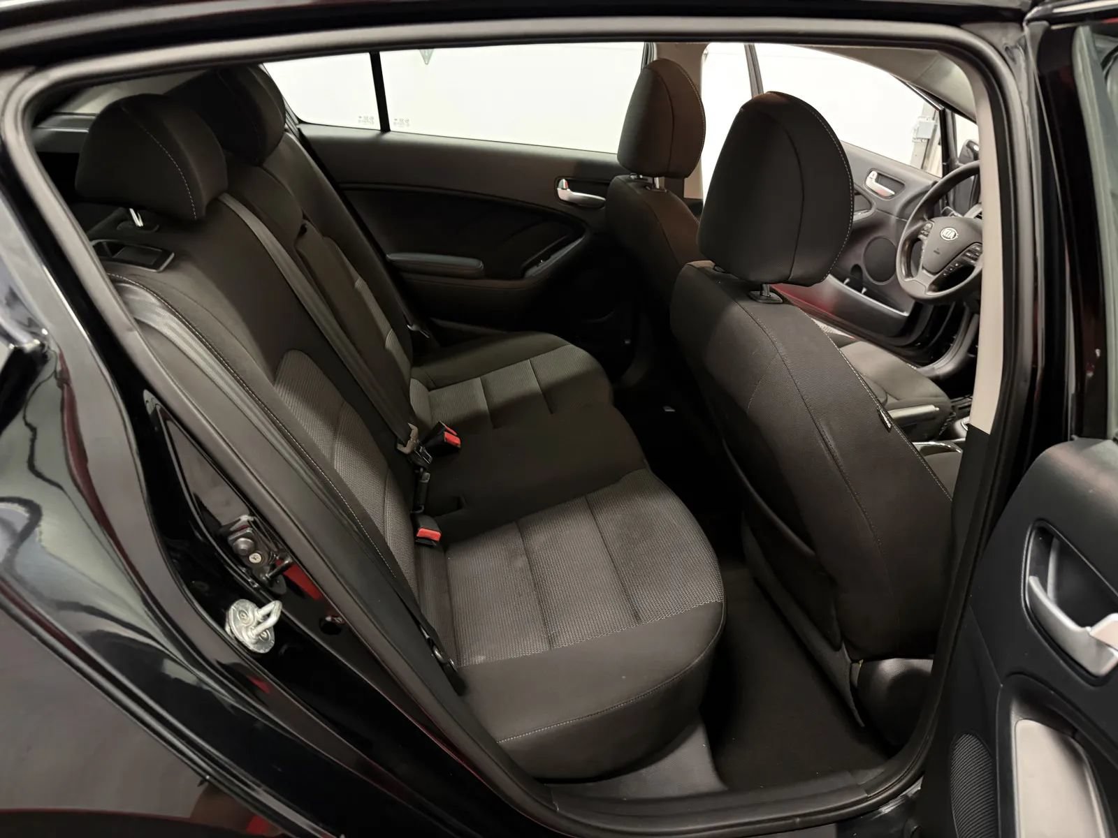 Used 2017 Kia Forte LX w/ LX Popular Plus Package FWD image 38