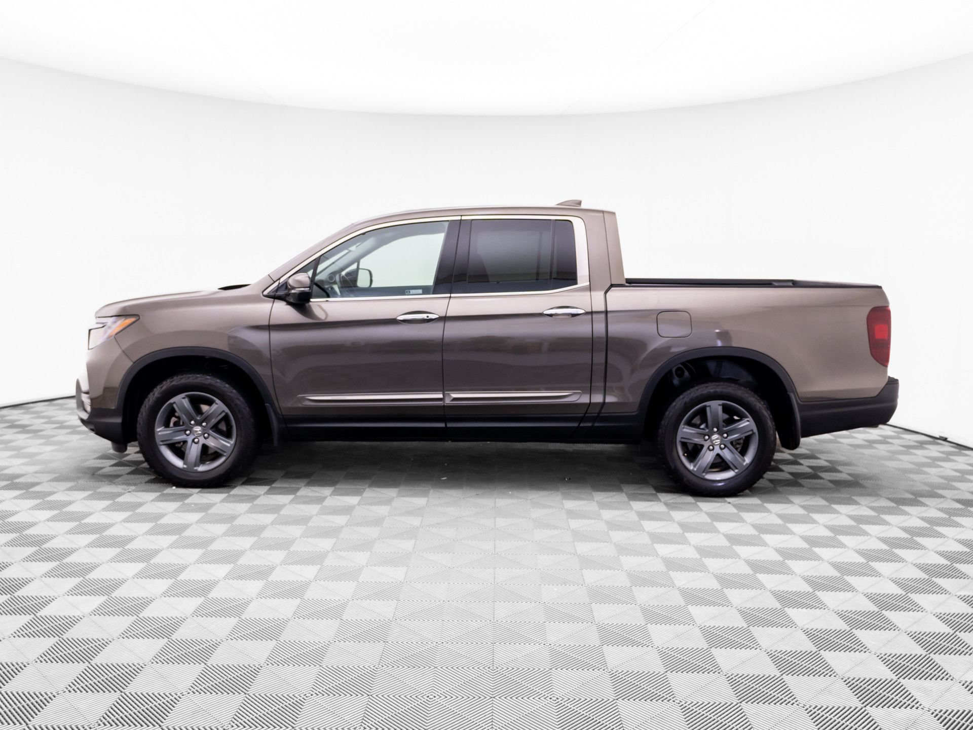 Used 2022 Honda Ridgeline RTL-E image 2