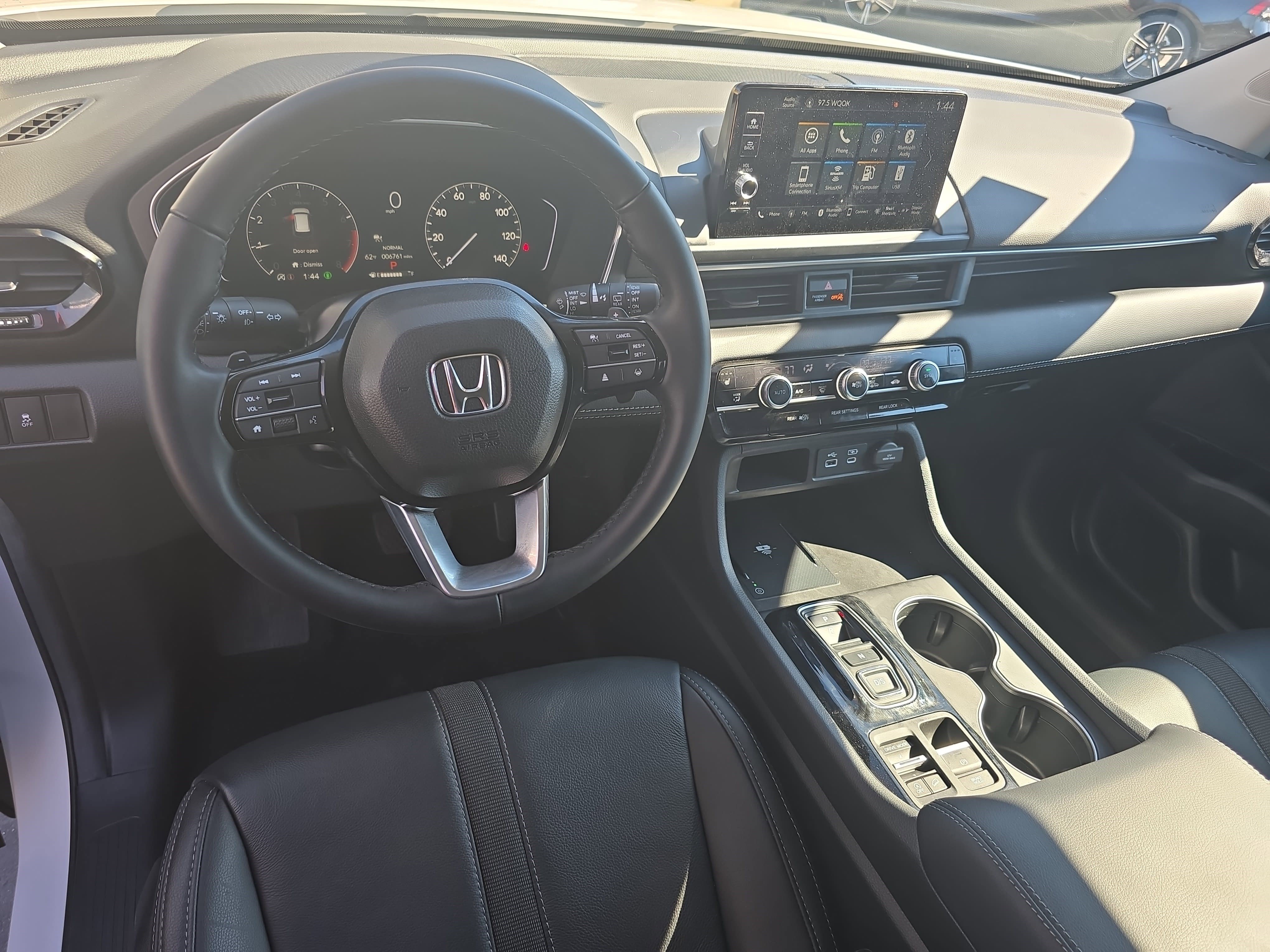 Used 2025 Honda Pilot EX-L image 17