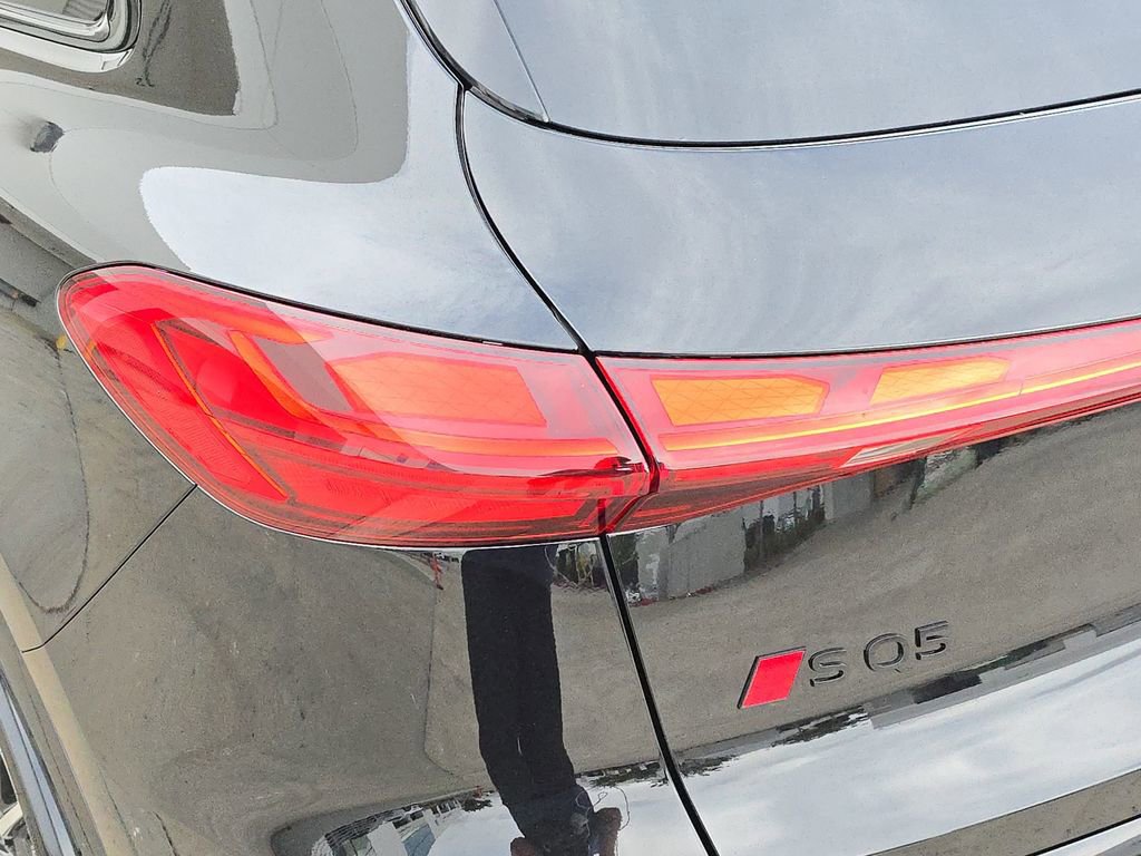 New 2026 Audi SQ5 Prestige image 34