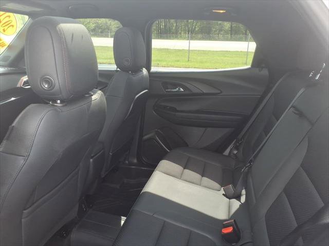 Used 2021 Chevrolet TrailBlazer RS w/ Sun and Liftgate Package AWD/4WD image 11