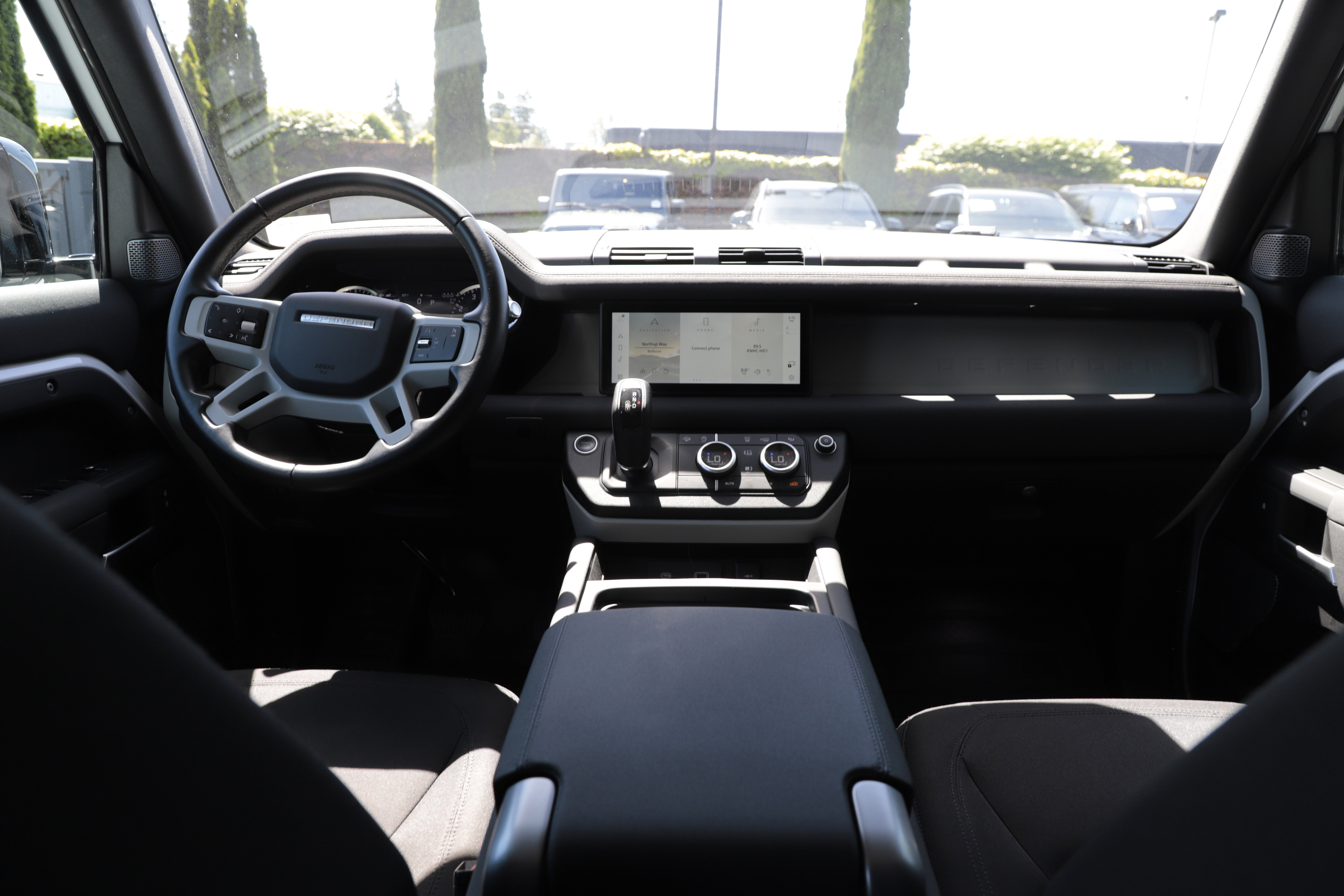 Used 2022 Land Rover Defender 110 AWD/4WD image 14