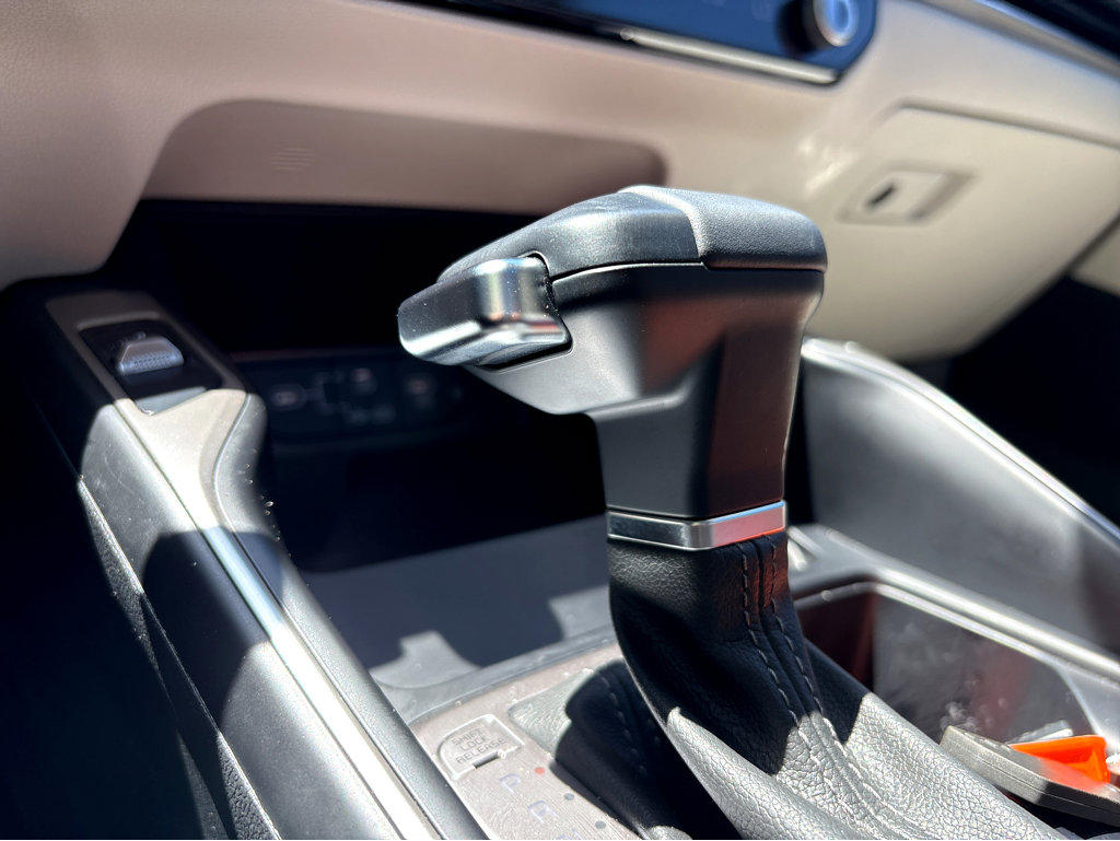 Used 2024 Kia Sorento EX w/ Panoramic Sunroof Package image 21