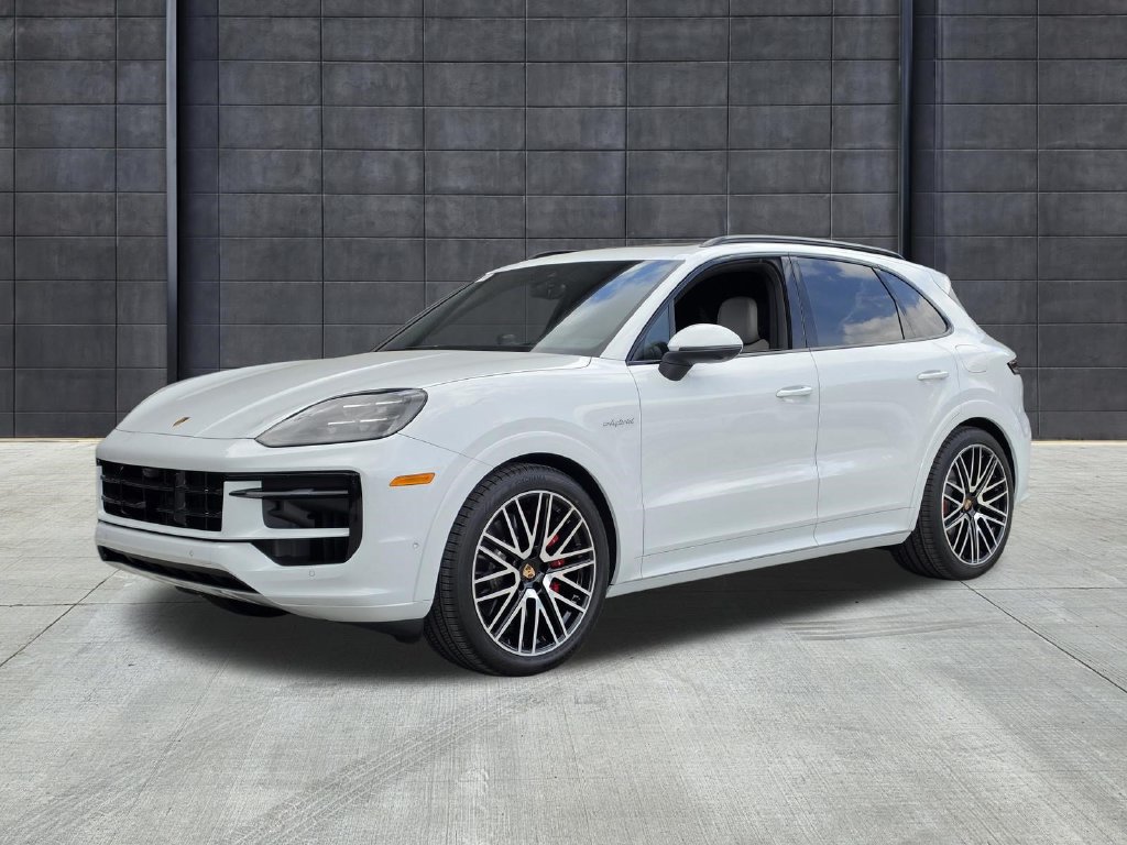 New 2026 Porsche Cayenne S