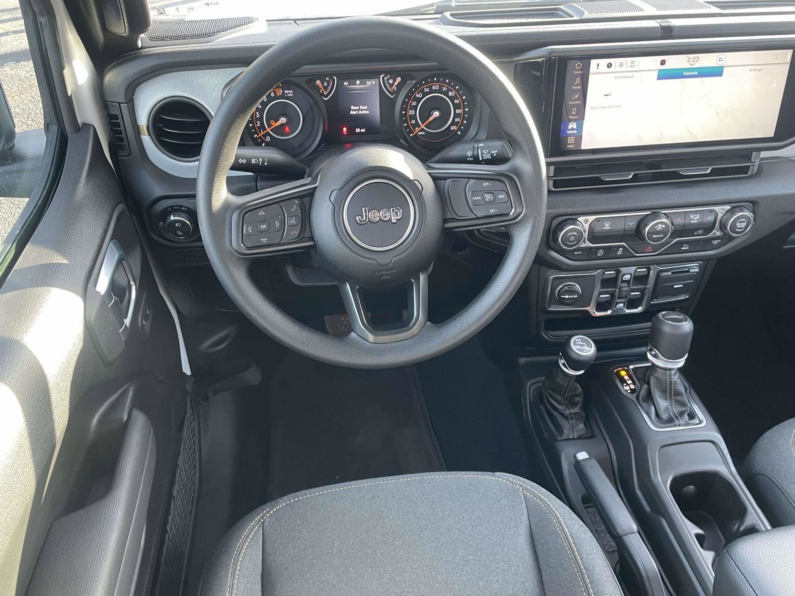 New 2026 Jeep Gladiator Sport AWD/4WD image 8