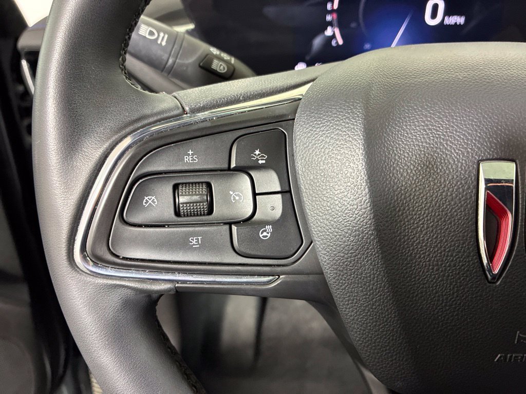 Used 2025 Buick Envista Sport Touring w/ Experience Buick Package FWD image 16