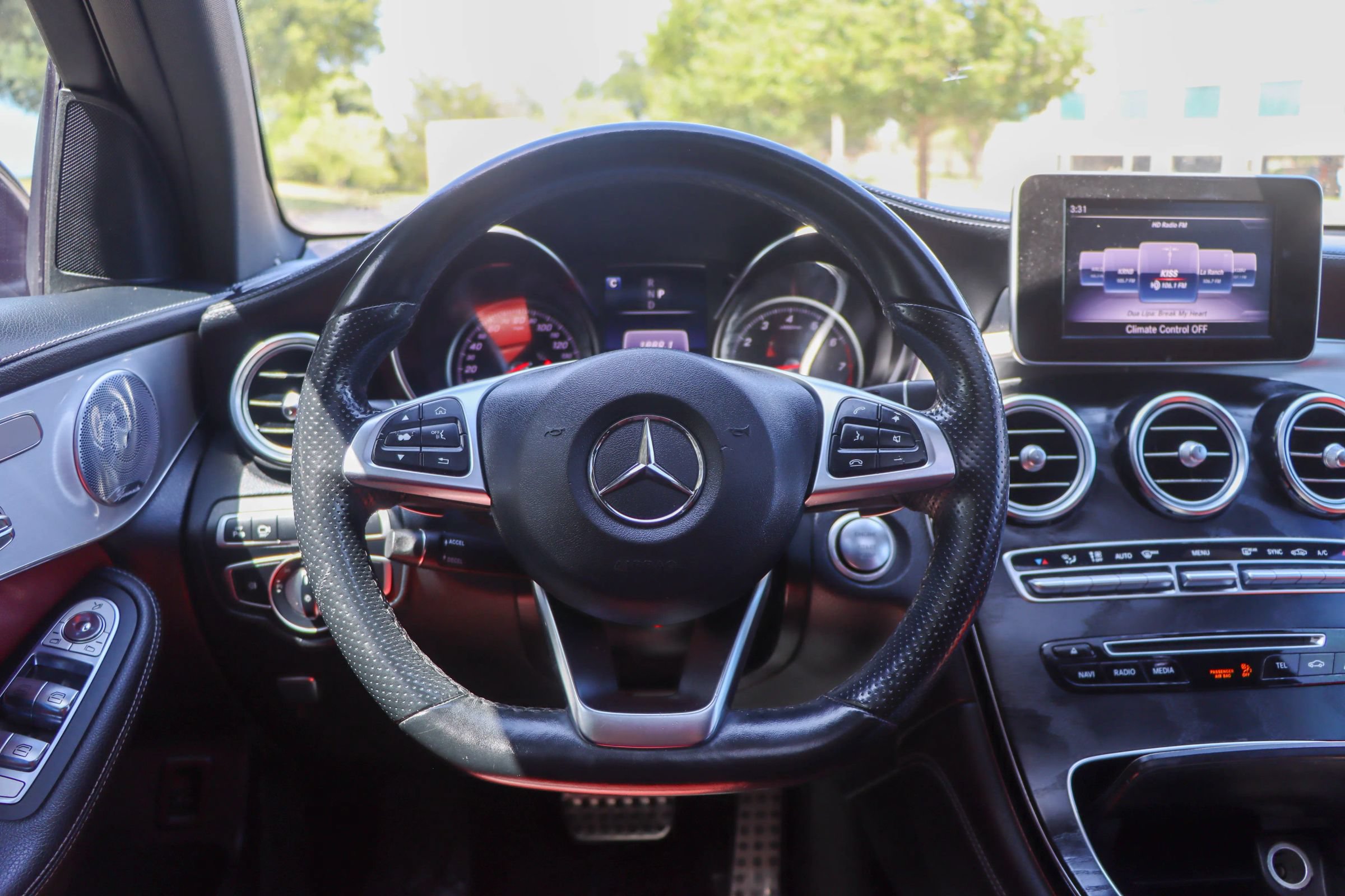 Used 2019 Mercedes-Benz GLC 300 4MATIC Coupe w/ AMG Line image 28