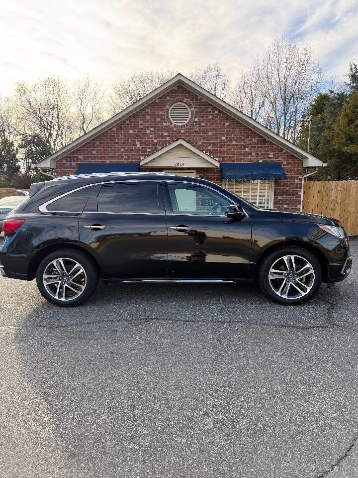 Used 2017 Acura MDX SH-AWD w/ Advance Package image 4