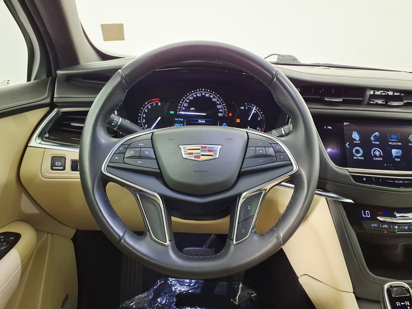 Used 2018 Cadillac XT5 FWD w/ LPO, Wheel Lock Package image 15