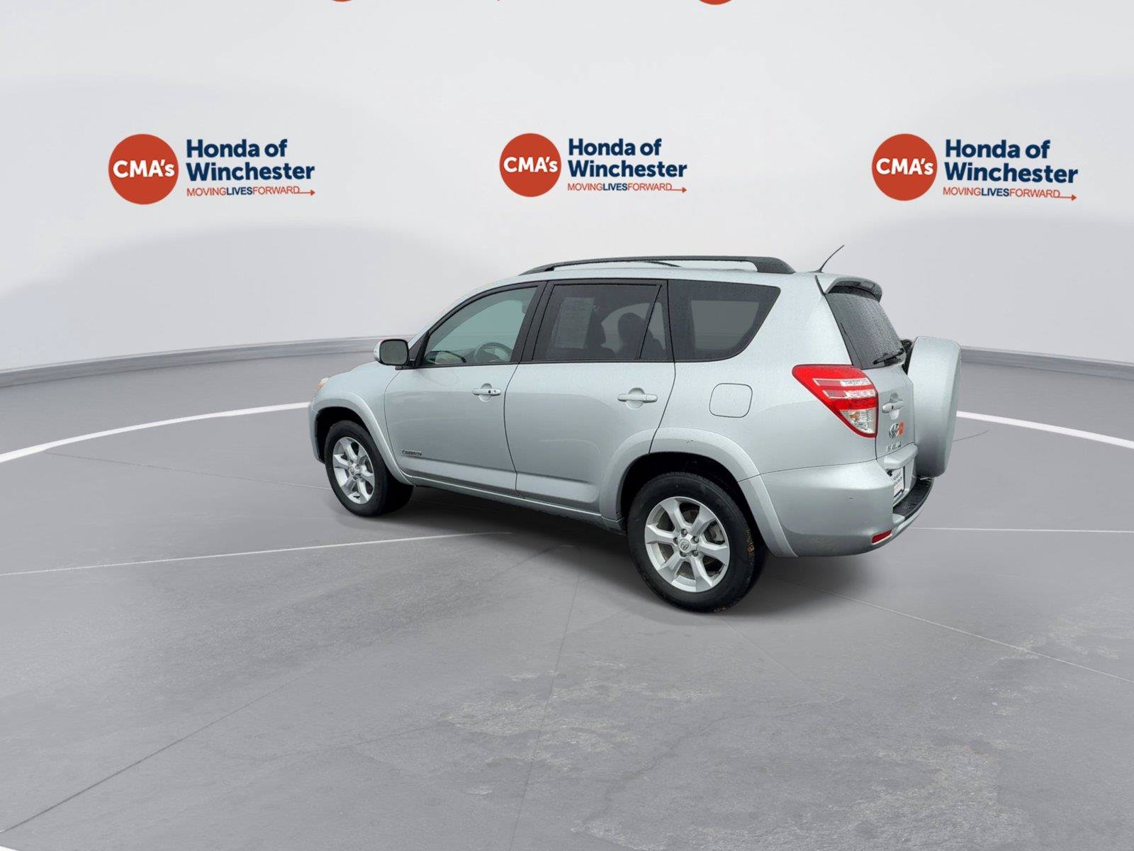 Used 2011 Toyota RAV4 Limited AWD/4WD image 6