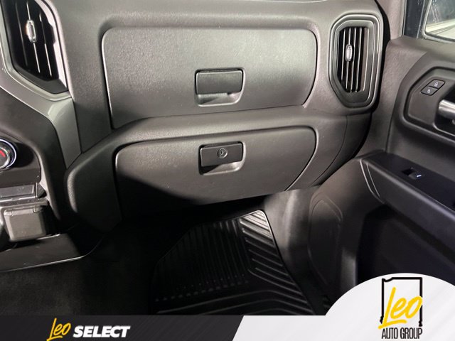 Used 2020 Chevrolet Silverado 1500 Custom w/ Custom Value Package AWD/4WD image 16