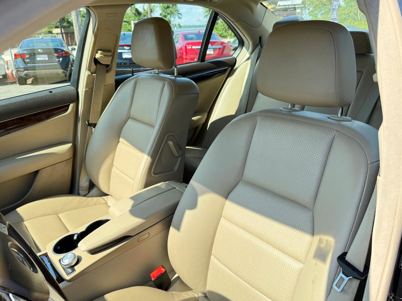 Used 2014 Mercedes-Benz C 300 4MATIC Sedan w/ Premium 1 Package image 13