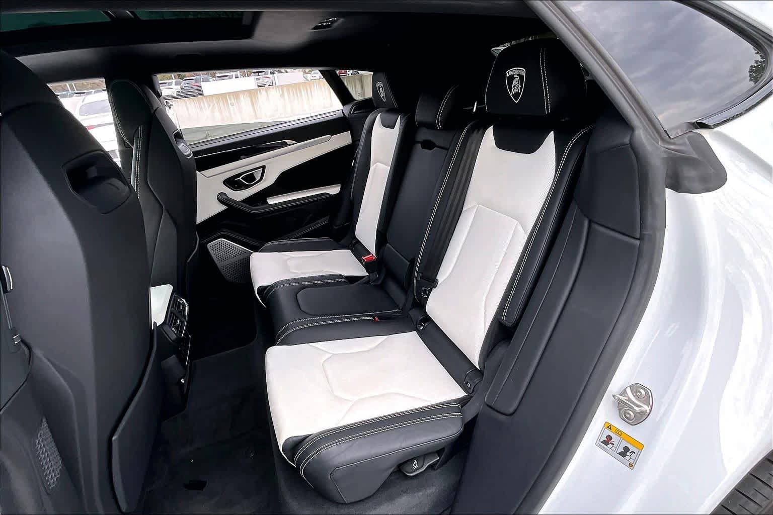 Used 2022 Lamborghini Urus image 20