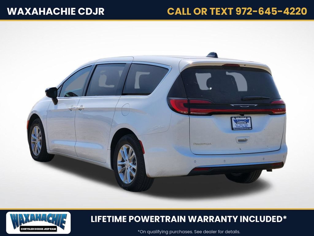 New 2027 Chrysler Pacifica Select FWD image 5