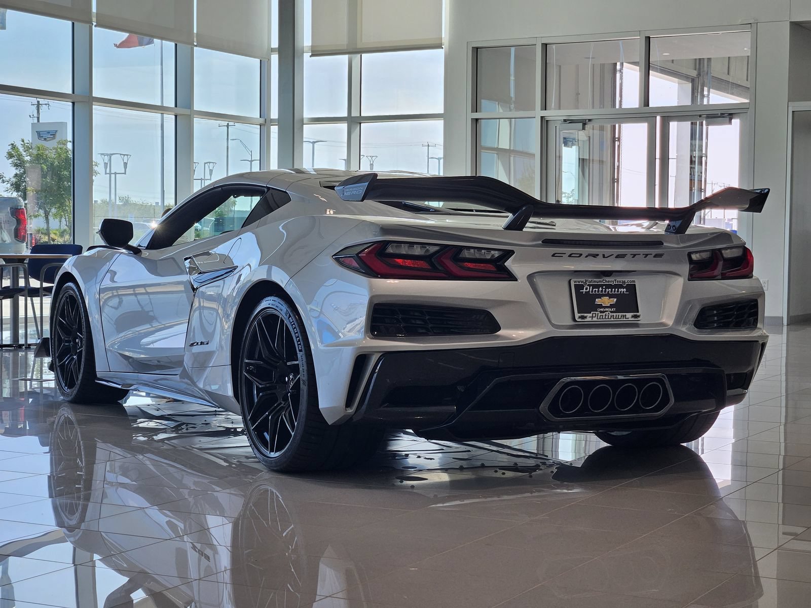 New 2027 Chevrolet Corvette Z06 RWD image 4