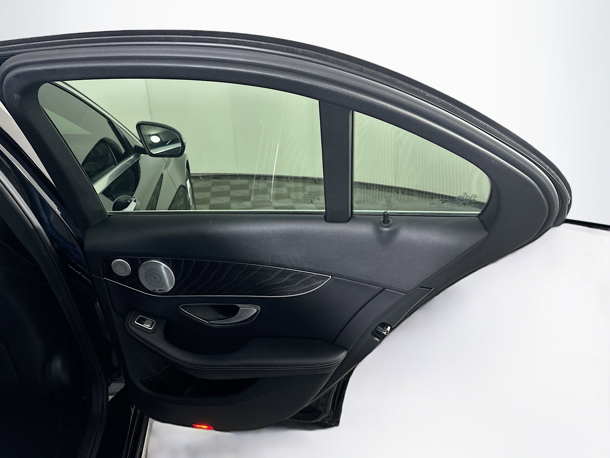 Used 2017 Mercedes-Benz C 300 Sedan image 32