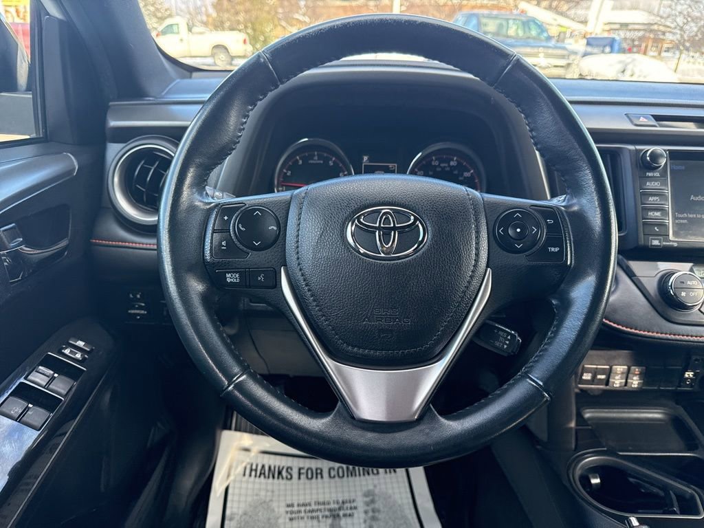 Used 2016 Toyota RAV4 SE image 27