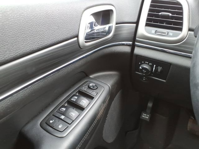 Used 2019 Jeep Grand Cherokee Limited image 22