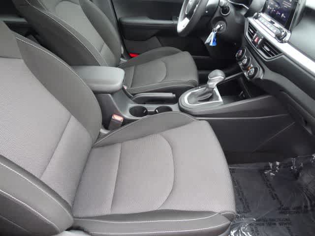 Used 2024 Kia Forte LXS FWD image 12